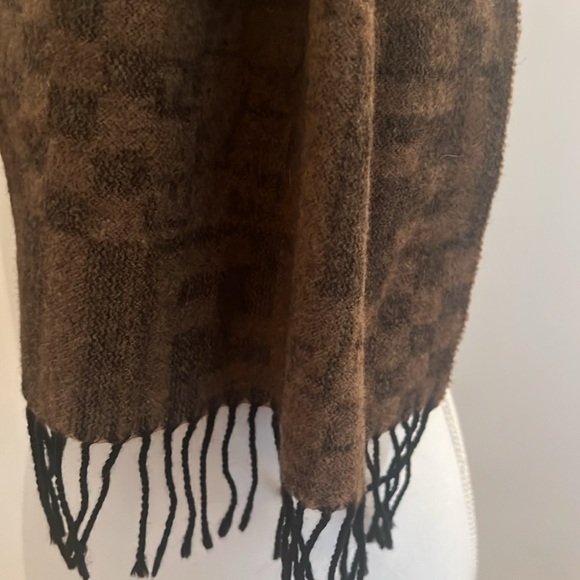 FENDI Wool Scarf Brown Black with F F lettering 60”x14” - Picture 10 of 12